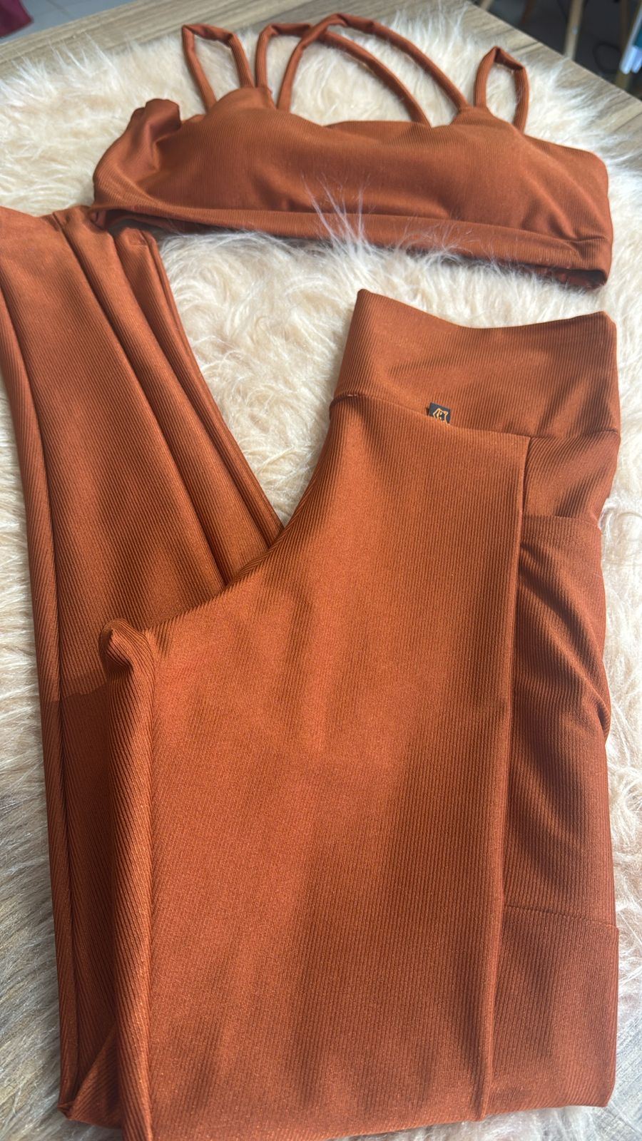 Conjunto Canelado com Bolso