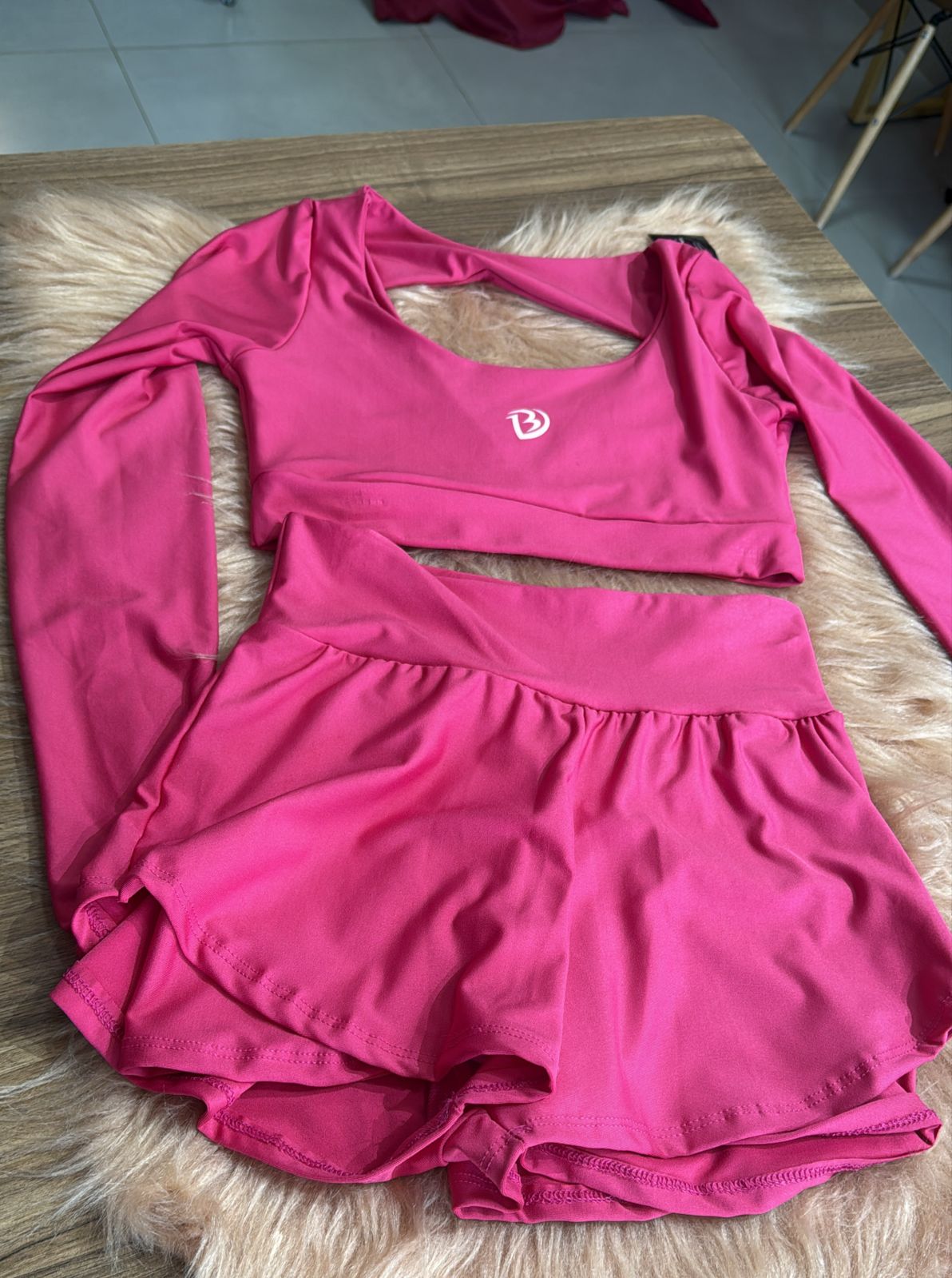 Conjunto Short Duplo com Manga Longa